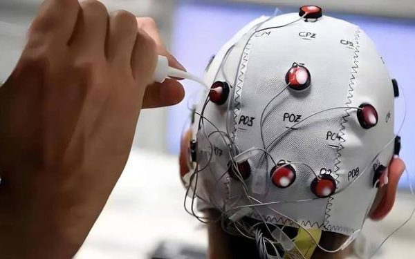 脑机接口2026进展：Neuralink临床试验与国内脑虎科技、博睿康突破