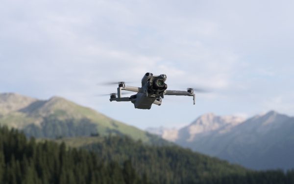 大疆Mavic 5 Pro评测：8K无人机重新定义航拍