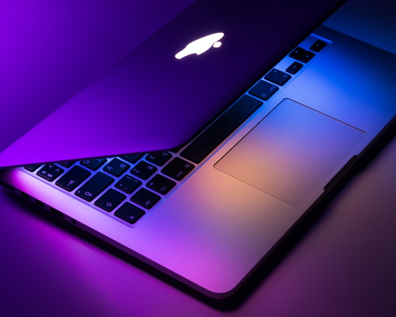 MacBook Pro M4 Max 深度体验：创意工作者的终极武器