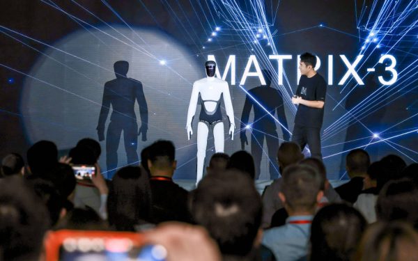 「量子先锋」发布：新型量子计算机问世，计算能力百万倍提升